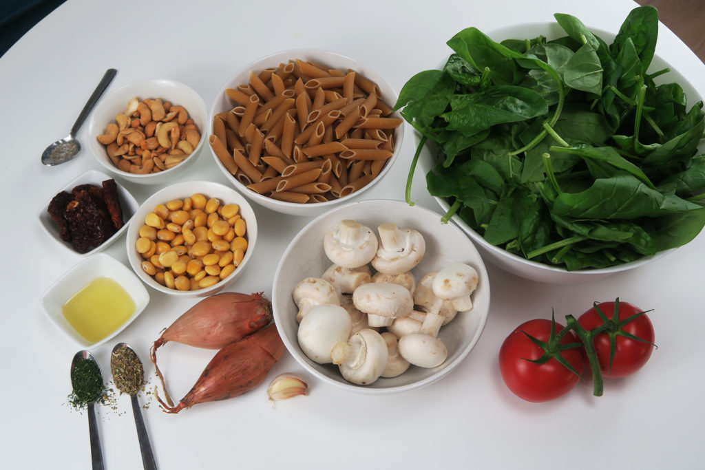 Pasta met cashew- lupinesaus ingrediënten