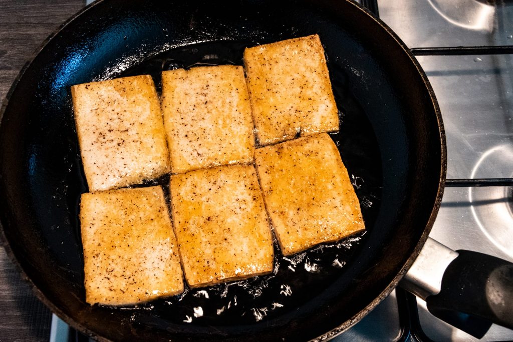 Tofu bakken