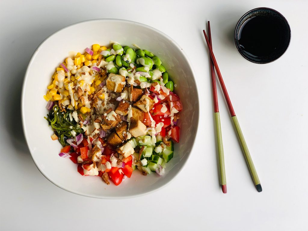 Vegan poké bowl