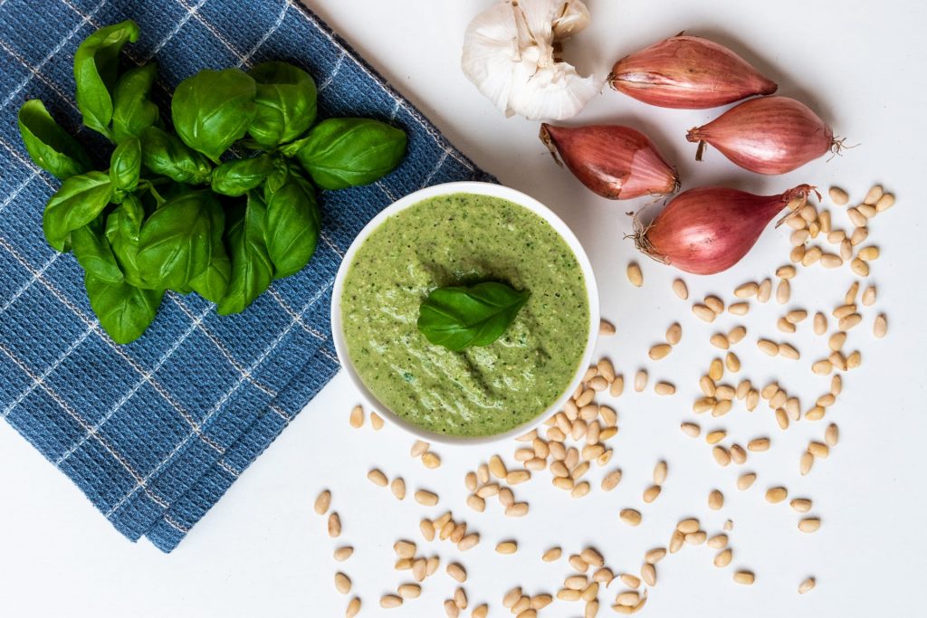 Vegan pesto