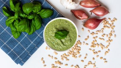 Vegan pesto